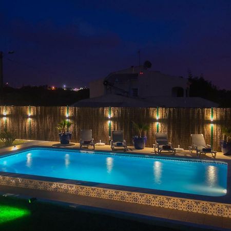 Villa Yvonne,Private Pool,Private Parking 1,7 Km From The Beatch البوفيرا المظهر الخارجي الصورة