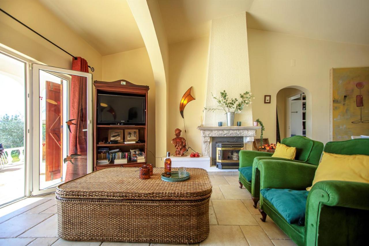 Villa Yvonne,Private Pool,Private Parking 1,7 Km From The Beatch البوفيرا المظهر الخارجي الصورة