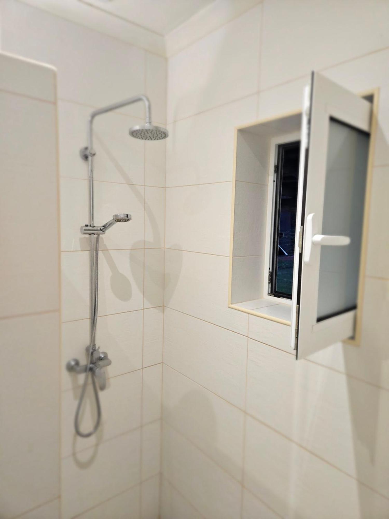 Villa Yvonne,Private Pool,Private Parking 1,7 Km From The Beatch البوفيرا المظهر الخارجي الصورة