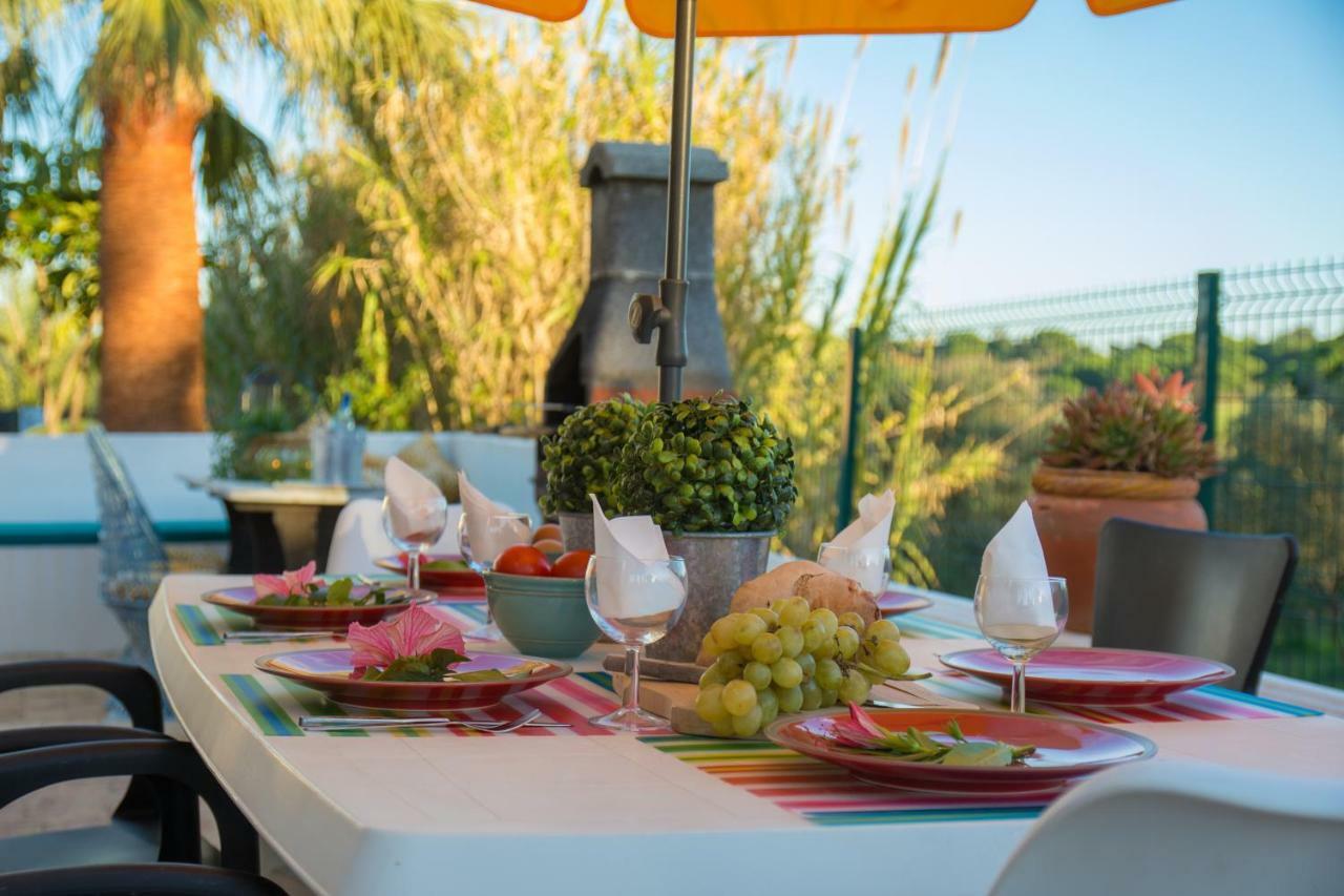 Villa Yvonne,Private Pool,Private Parking 1,7 Km From The Beatch البوفيرا المظهر الخارجي الصورة